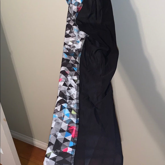 ABS2B scrunch butt leggings - Picture 5 of 8